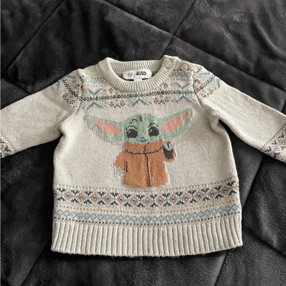 Gap baby Yoda sweater, baby kids, 12-18mos, Star Wars